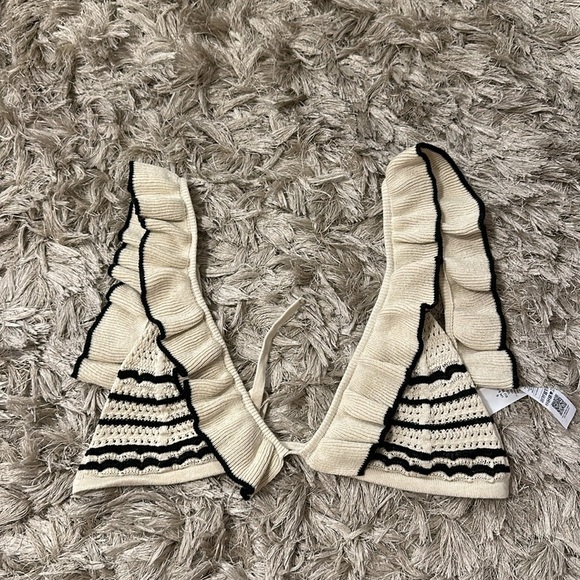 ASOS DESIGN ruffle knit beach bralette in mono - Picture 7 of 8